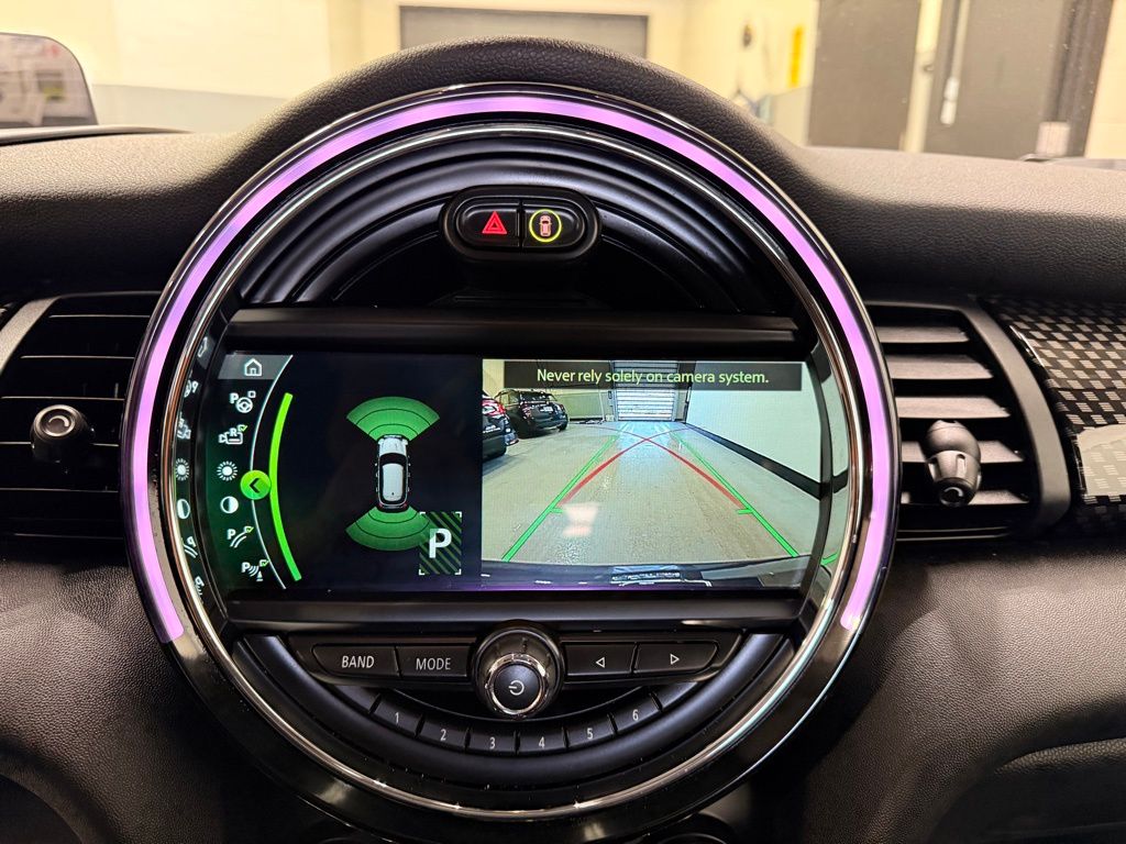 Thumbnail: 2019 MINI Cooper - 14