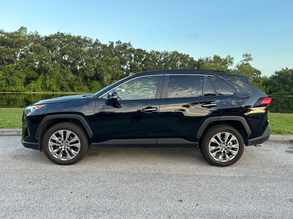Thumbnail: 2021 Toyota RAV4 - 2