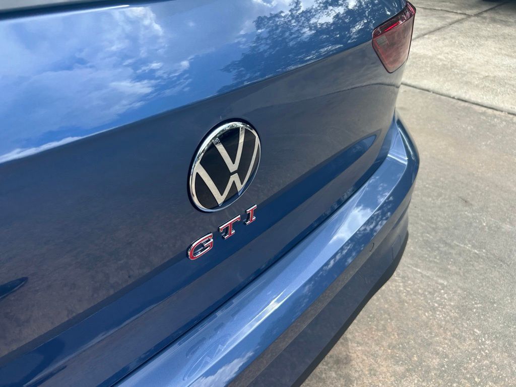 New 2026 Slate Blue Volkswagen 2.0T SE image 28