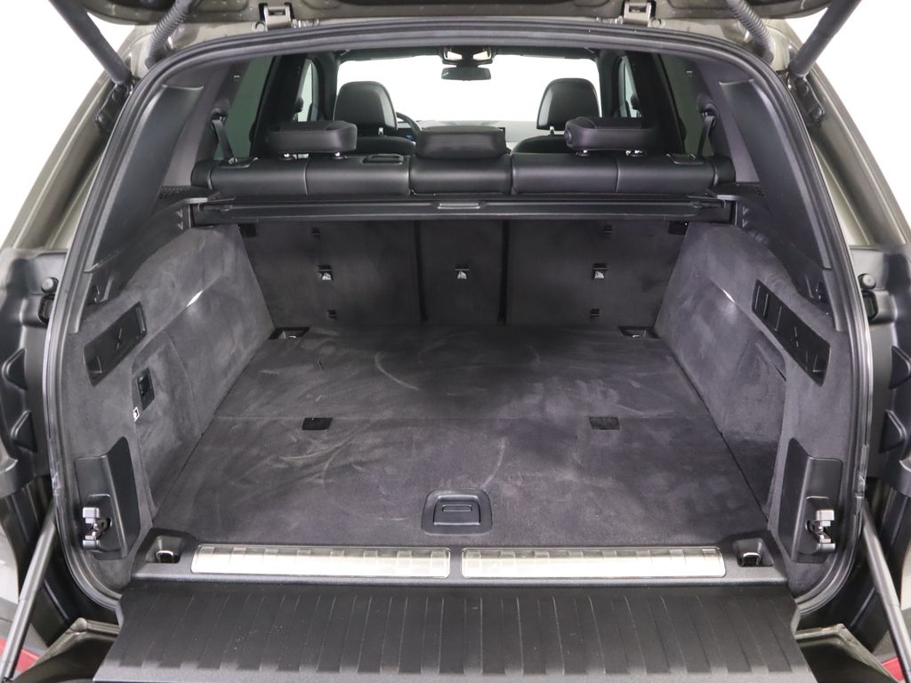 Thumbnail: 2024 BMW X5 - 29