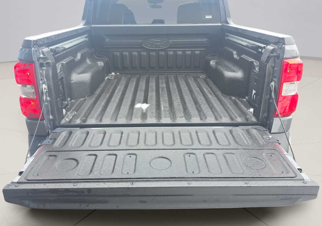 Certified Used 2022 Gray Ford XLT image 13