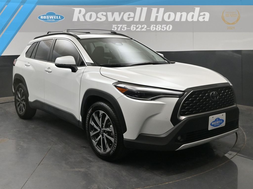  2024 Toyota Corolla Cross XLE AWD   