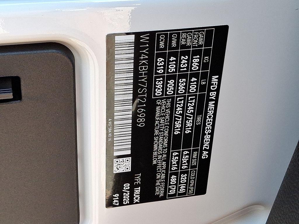 Thumbnail: 2025 Mercedes-Benz Sprinter - 15