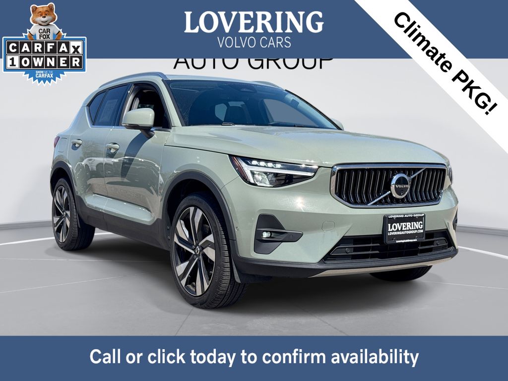 Sage Green Metallic 2024 Volvo XC40 B5 Plus Bright Theme AWD SUV / Crossover All-Wheel Drive Automatic