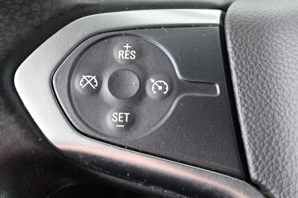 Used 2014 White Chevrolet LT Flex Fuel image 29