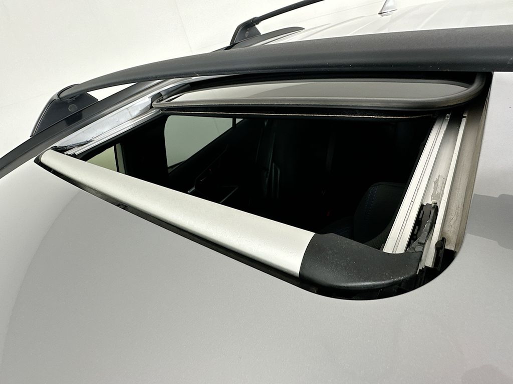 Thumbnail: 2023 Toyota RAV4 - 22