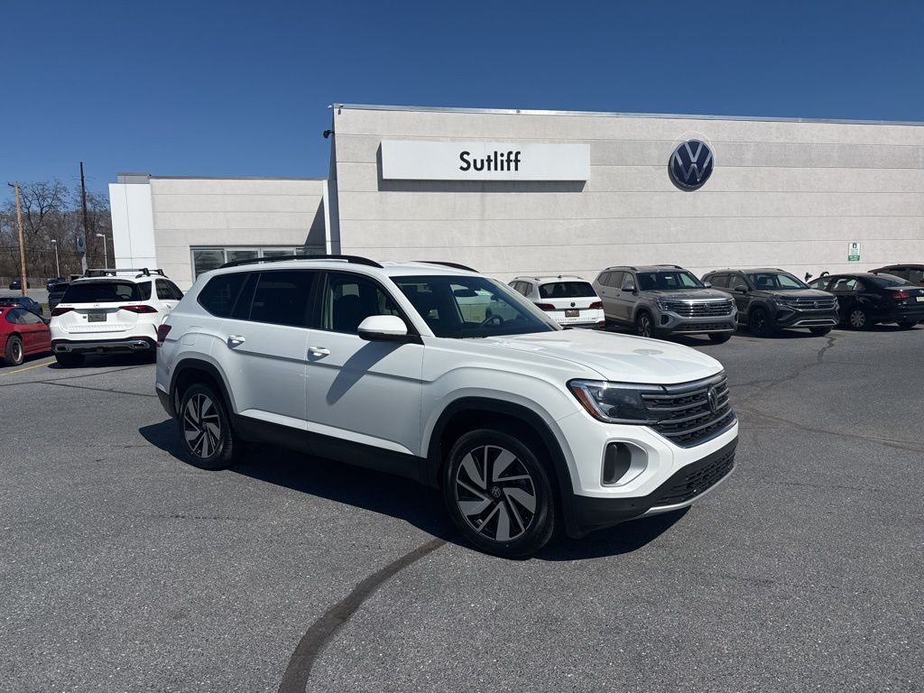2025 Volkswagen Atlas 2.0T SE w/Technology - 0