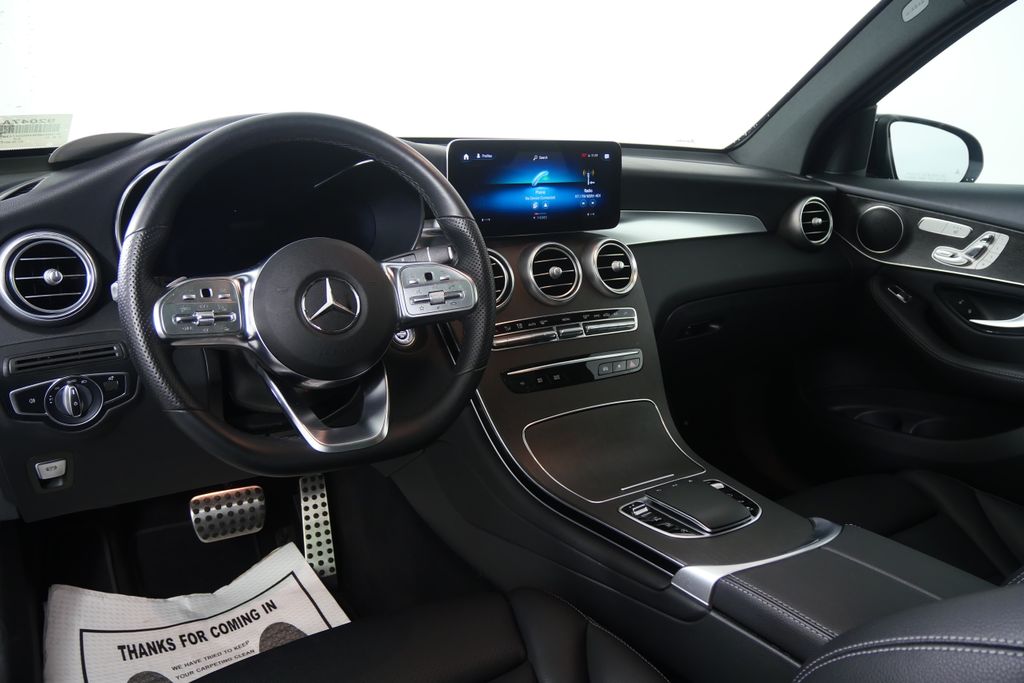 Thumbnail: 2022 Mercedes-Benz GLC - 18
