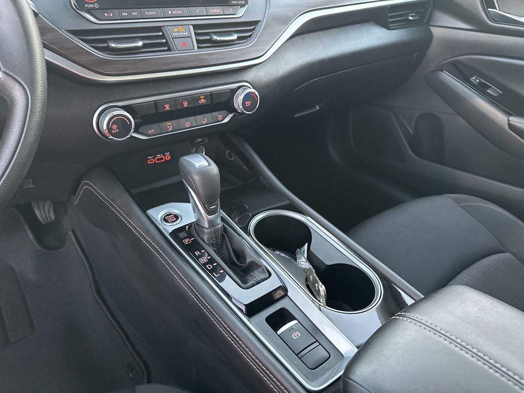 Used Car 2023 Nissan Altima  2.5 Sv For Sale Under $20,000 In Austin, Texas