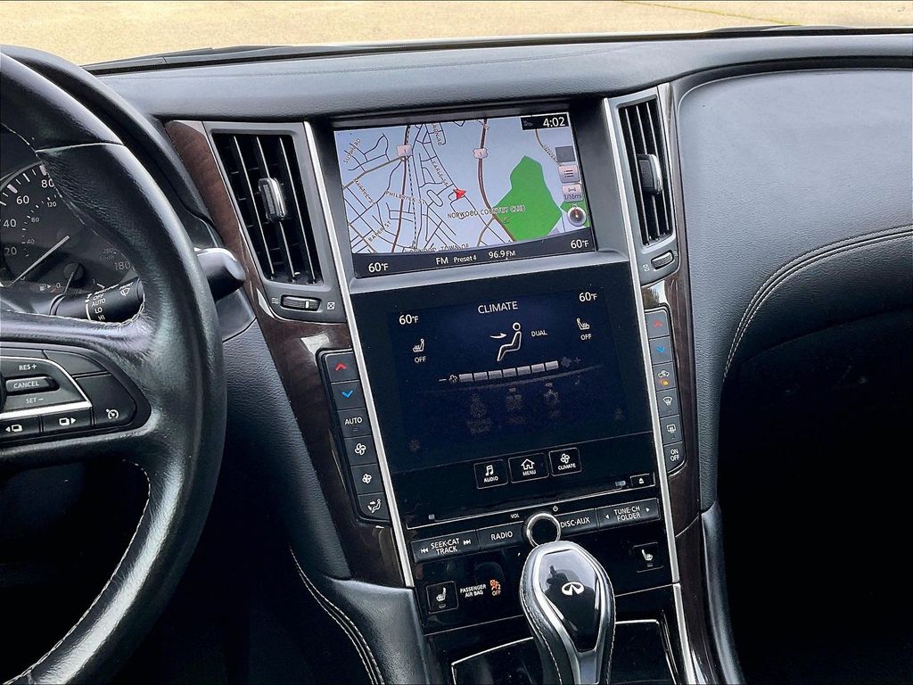 2018 INFINITI Q50 — photo 17