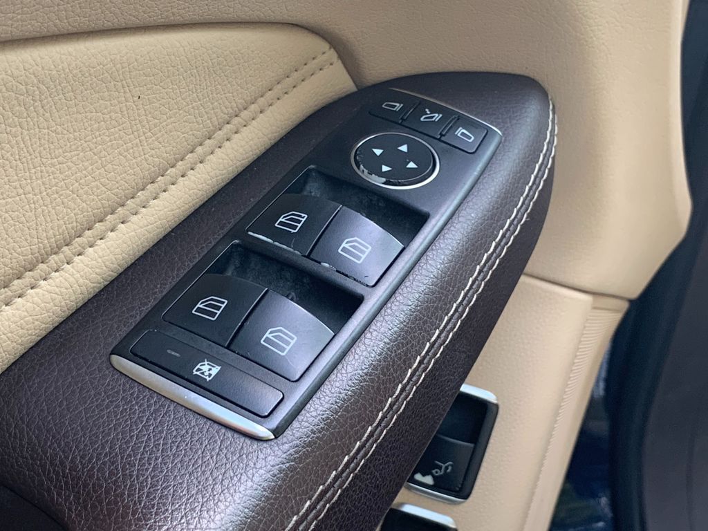 Thumbnail: 2018 Mercedes-Benz GLS - 13