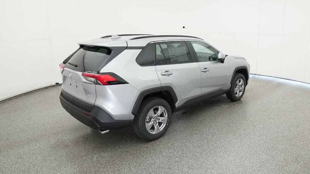 Thumbnail: 2025 Toyota RAV4 - 22