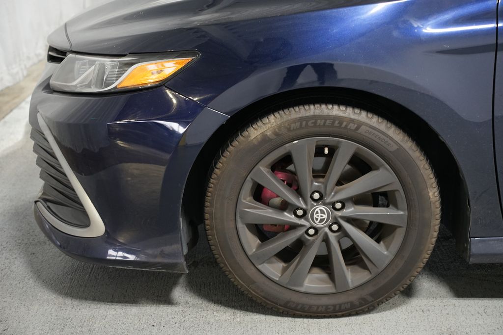 Thumbnail: 2021 Toyota Camry - 5