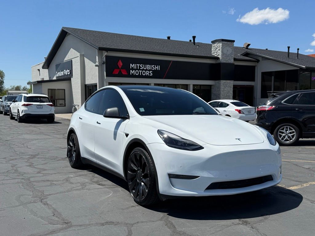2022 Tesla Model Y Blanco SUV/Crossover Tracción en las cuatro ruedas 1 velocidad Automática