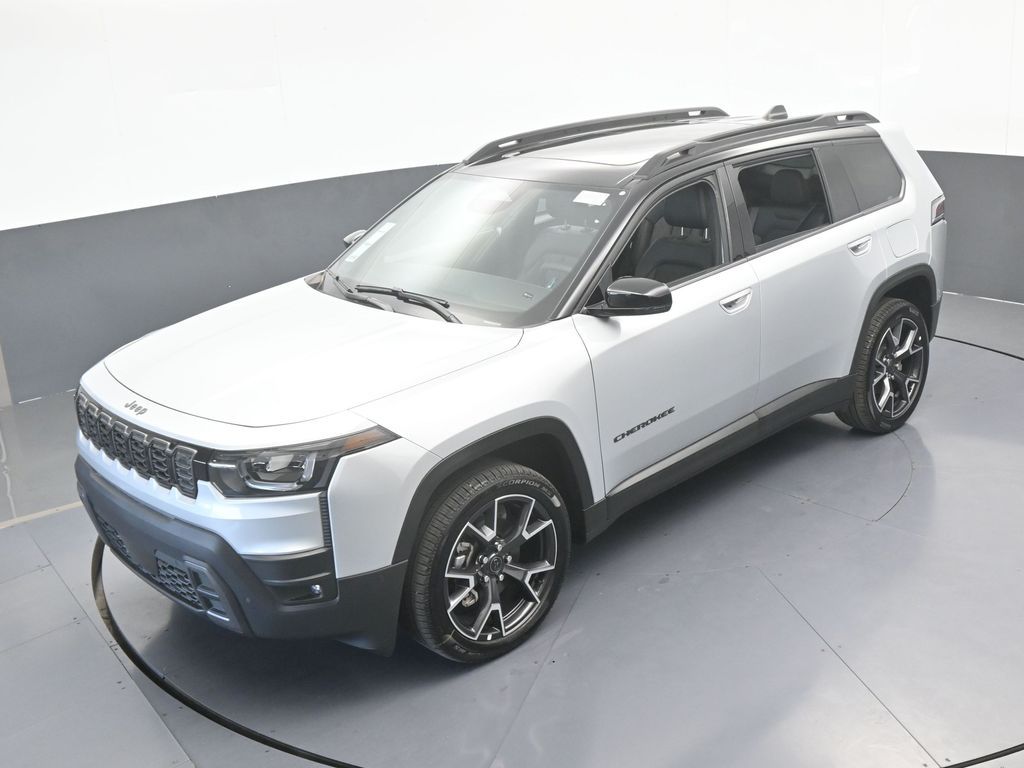 New 2026 Silver Zynith Clearcoat Jeep Overland image 46