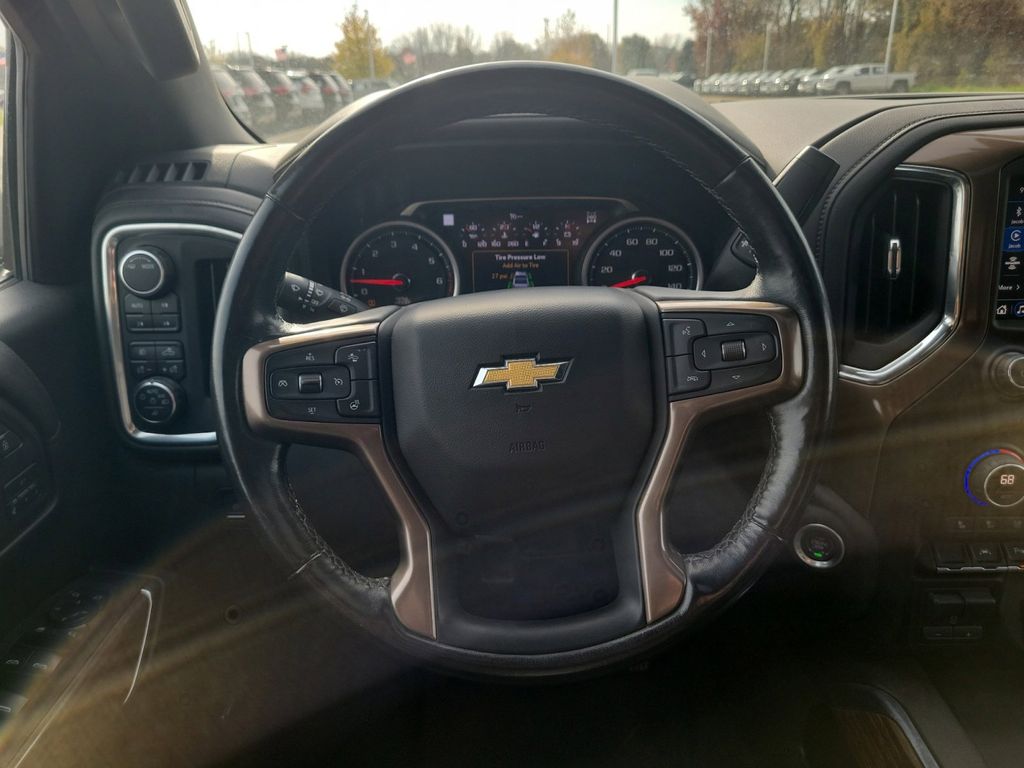 2022 Chevrolet Silverado 1500 LTD High Country 11