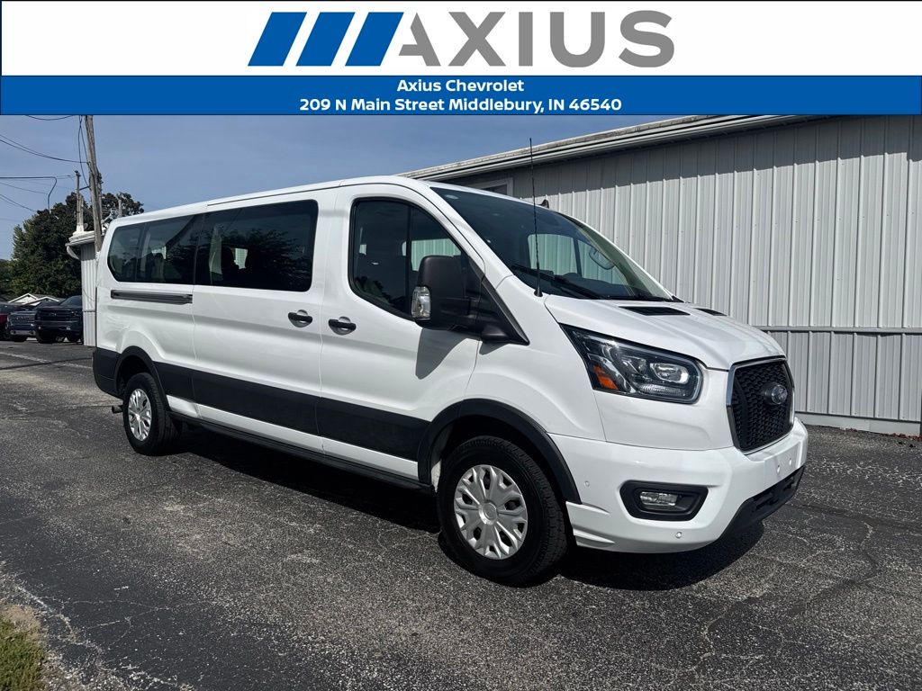 2023 Ford Transit Passenger 350 XLT Low Roof LB RWD