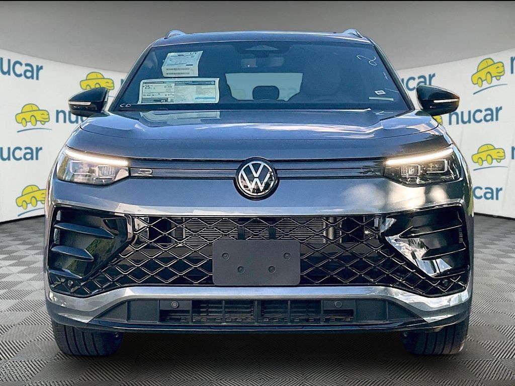 2026 Volkswagen Tiguan — photo 1