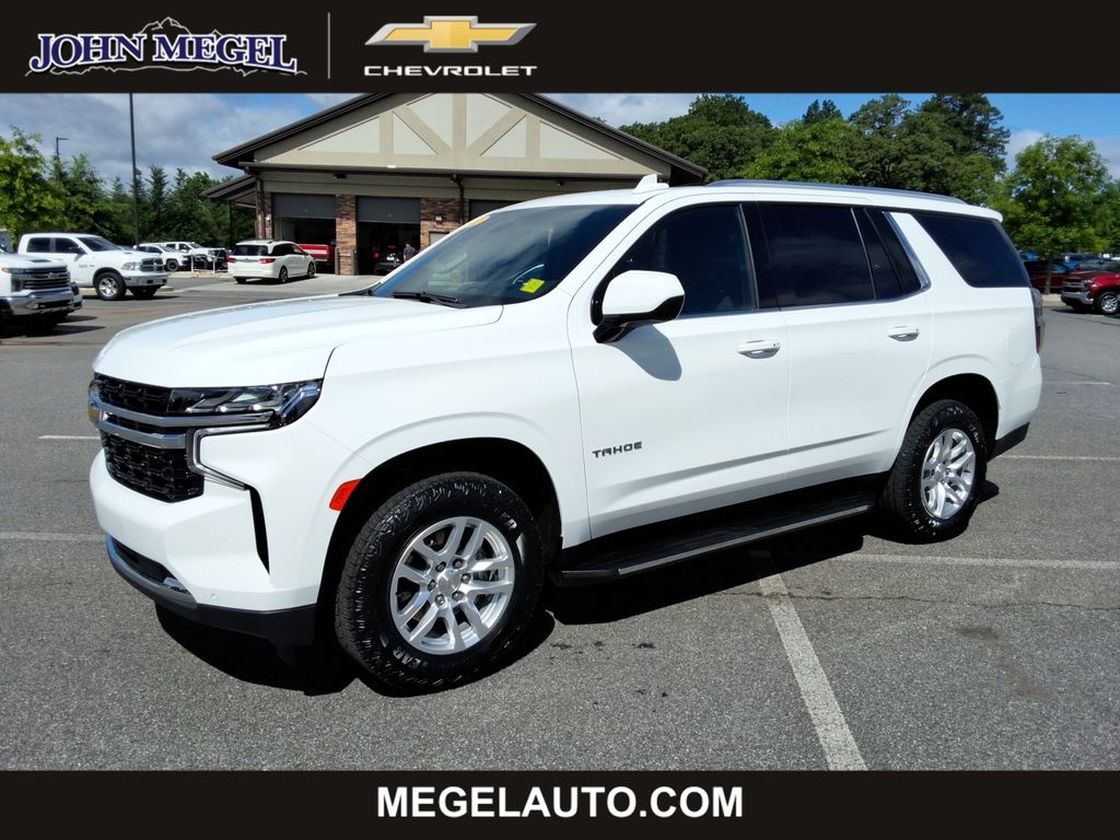 Summit White 2022 Chevrolet Tahoe SUV / Crossover Four-Wheel Drive