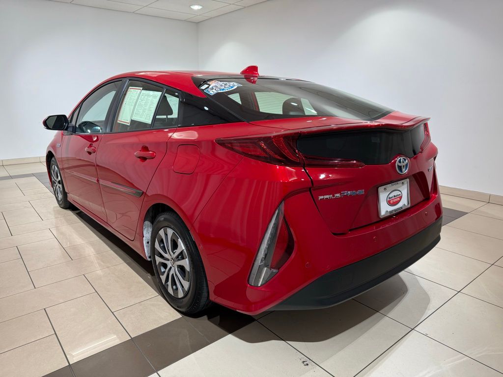 2022 Toyota Prius Prime Limited 3