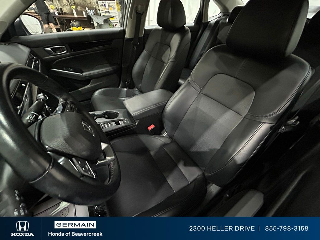 Used 2022 Silver Honda Touring image 26