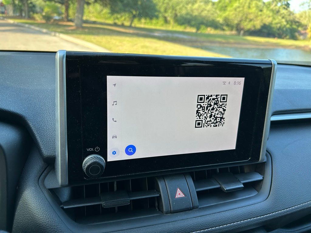 Thumbnail: 2024 Toyota RAV4 - 23