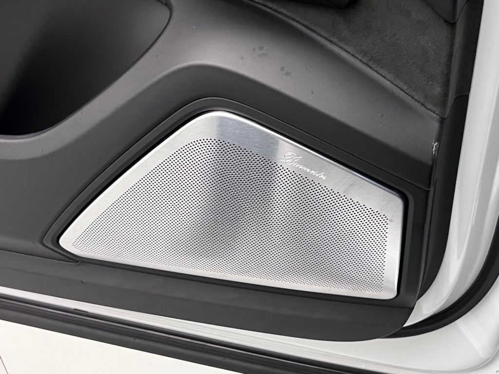 2025 Porsche   20