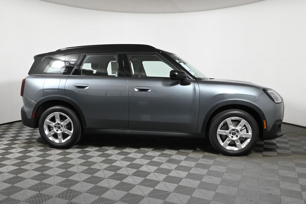 2025 MINI Cooper Countryman Base 8