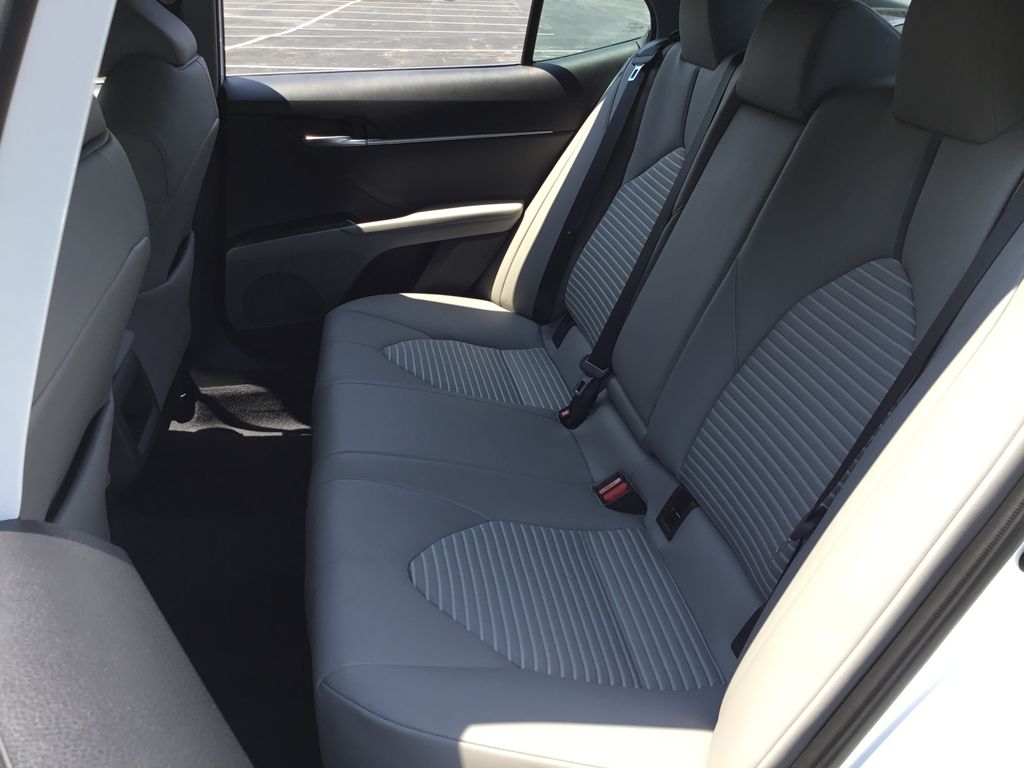 2023 Toyota Camry SE 14