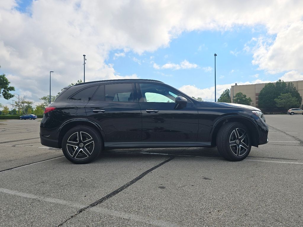 Certified Used 2026 Black Mercedes-Benz GLC 300 image 18