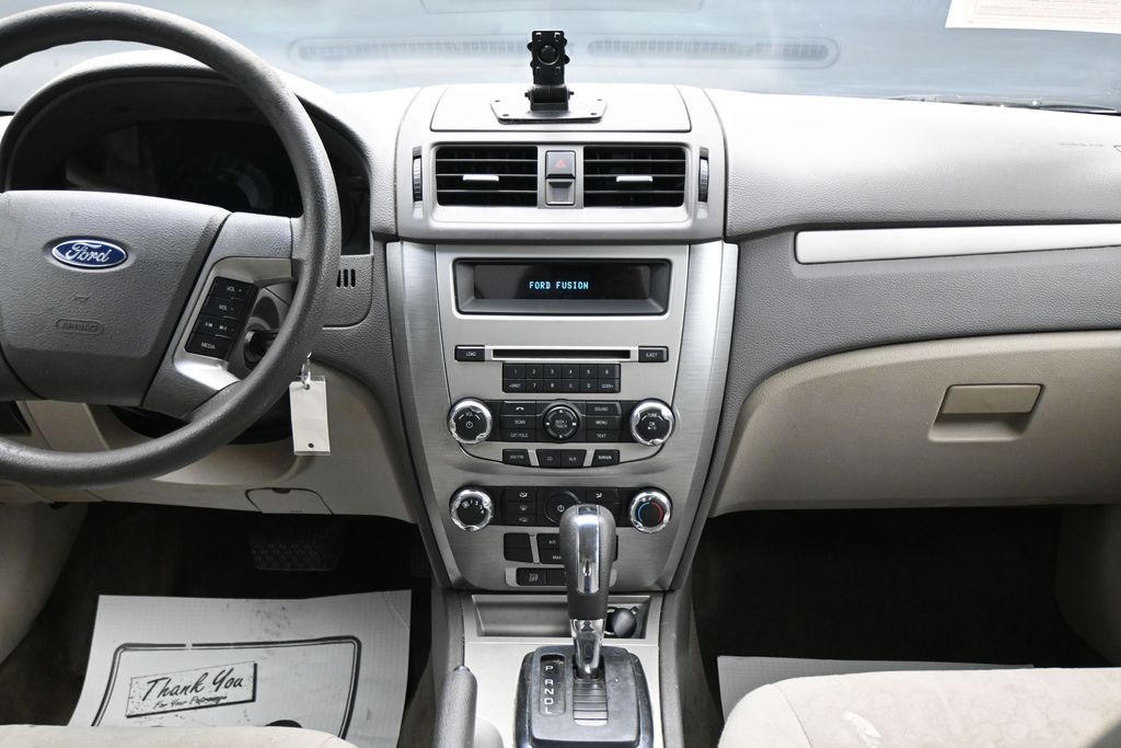 2012 Ford Fusion SE - Photo 17