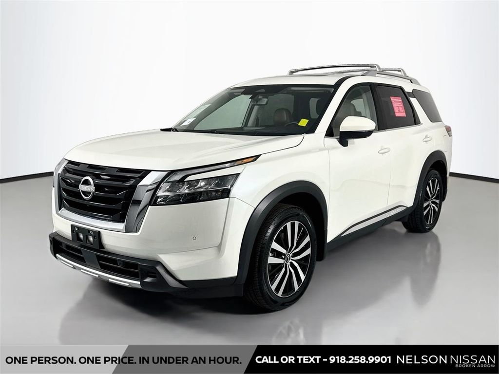 2024 Nissan Pathfinder Platinum 4WD    