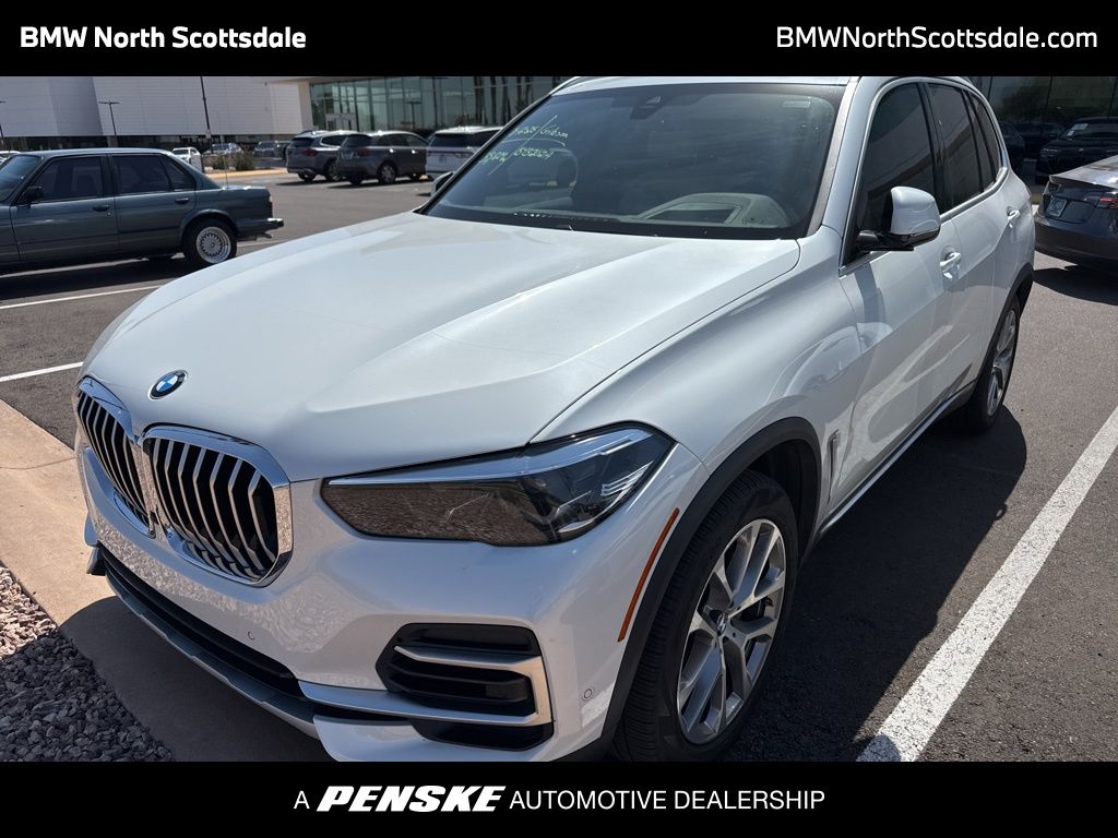 Thumbnail: 2022 BMW X5 - 1