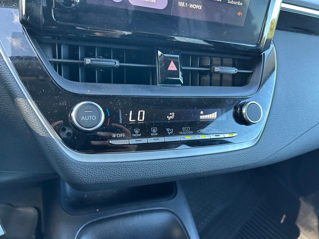 Thumbnail: 2024 Toyota Corolla - 24