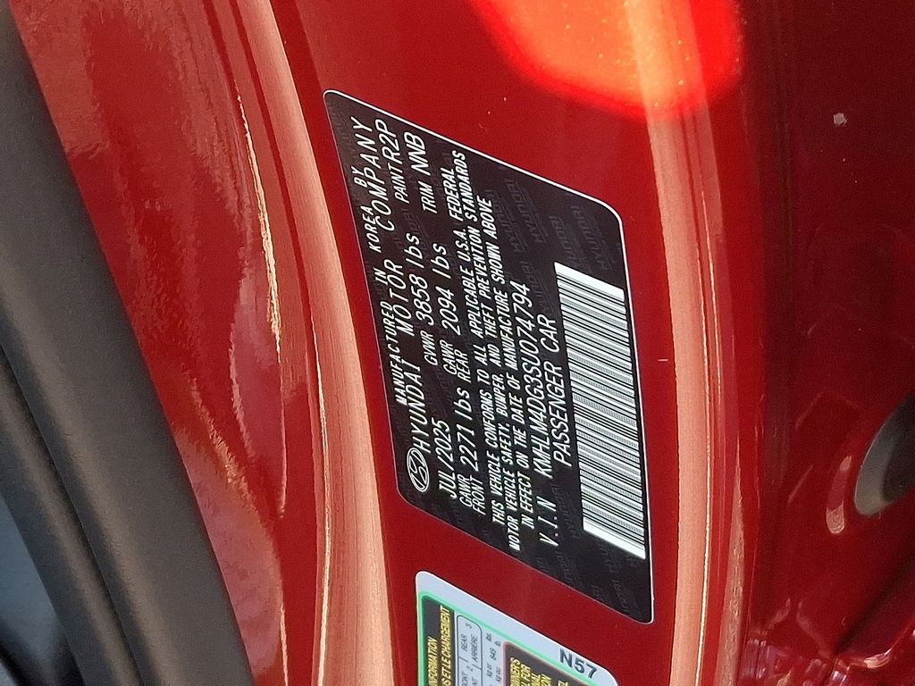 Thumbnail: 2025 Hyundai Elantra - 10