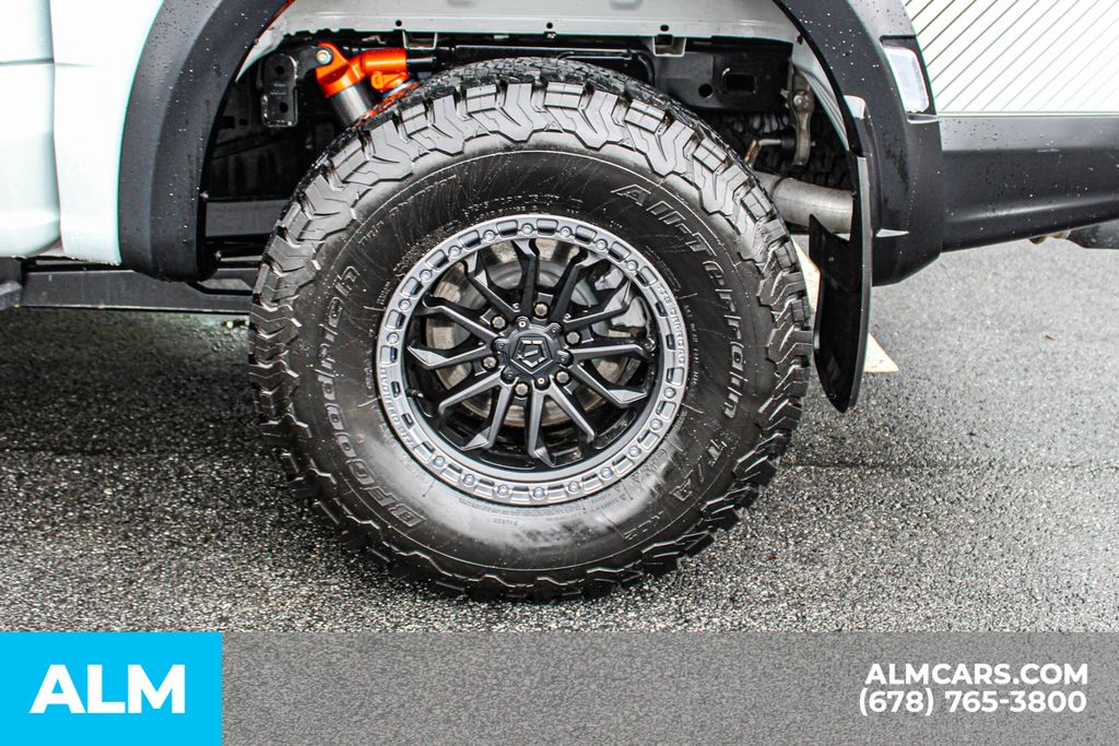 Used 2024 Gray Ford Raptor image 16
