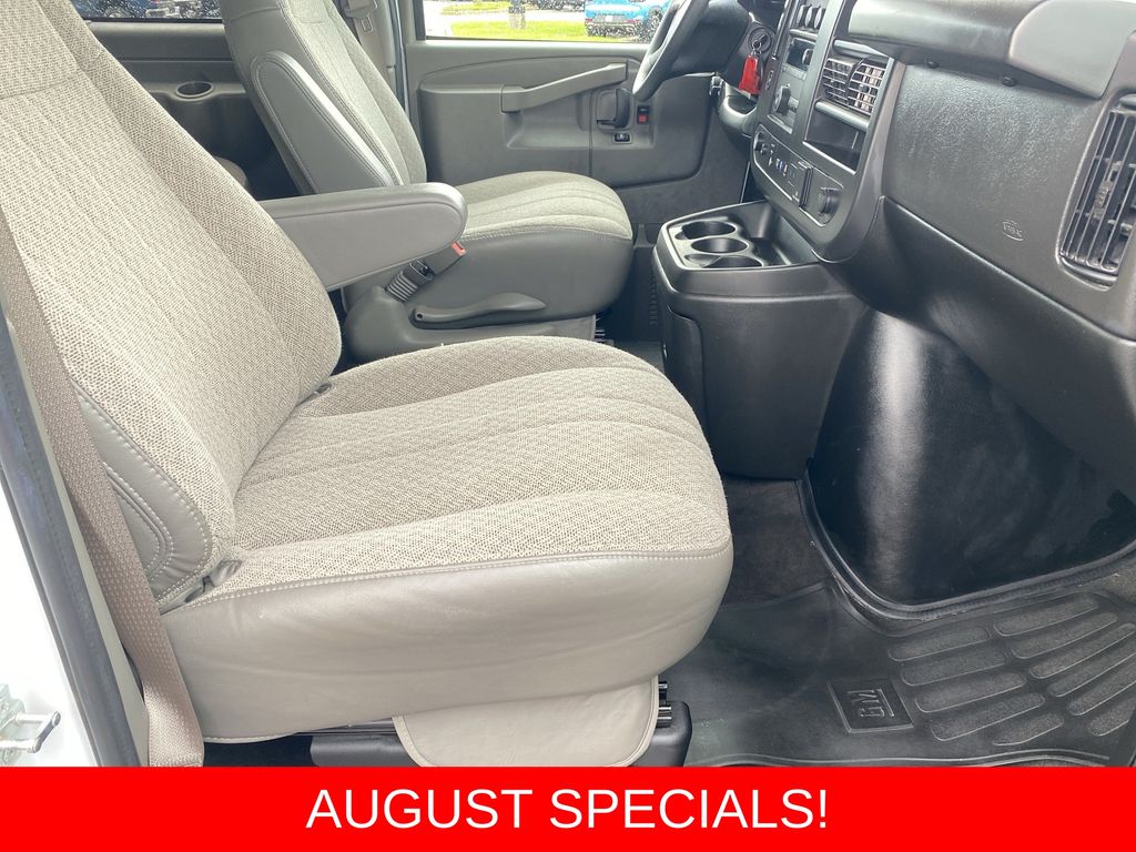 Used 2025 Chevrolet Express 3500 Van