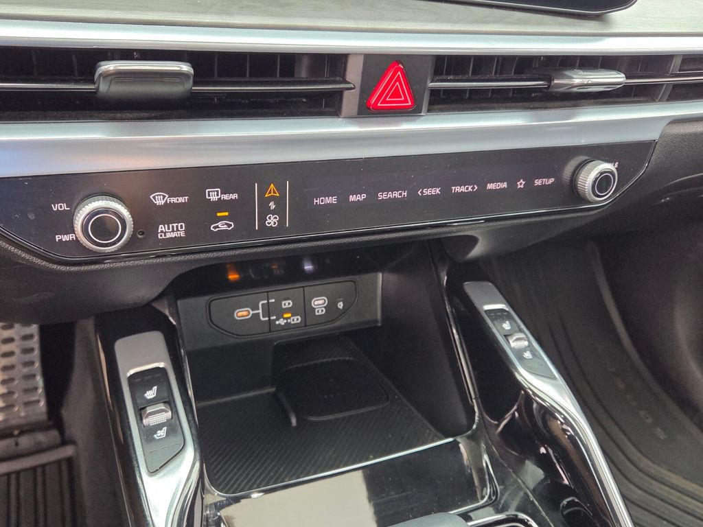 Used 2025 Kia Sorento SUV