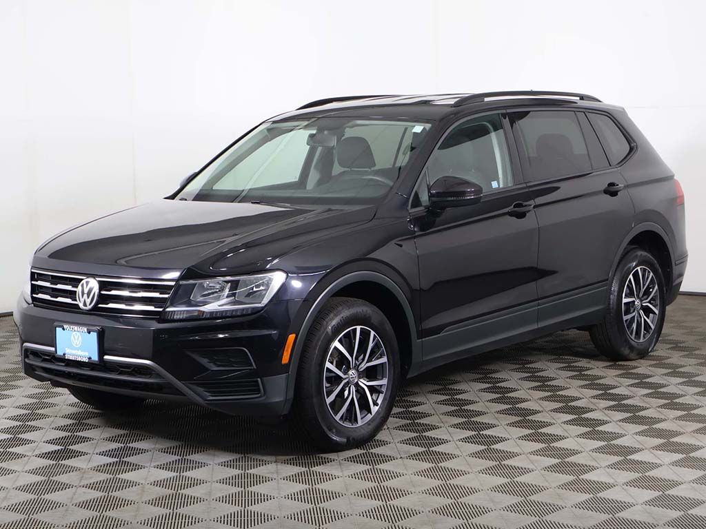 Used 2021 Black Volkswagen 2.0T S image 6