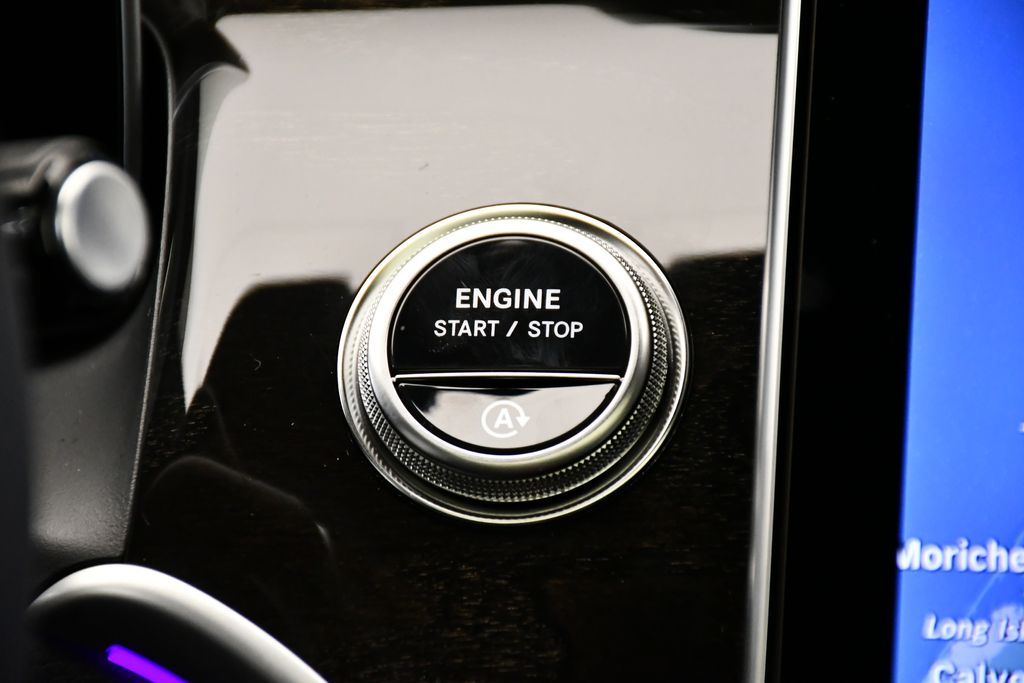 Thumbnail: 2026 Mercedes-Benz GLC - 28