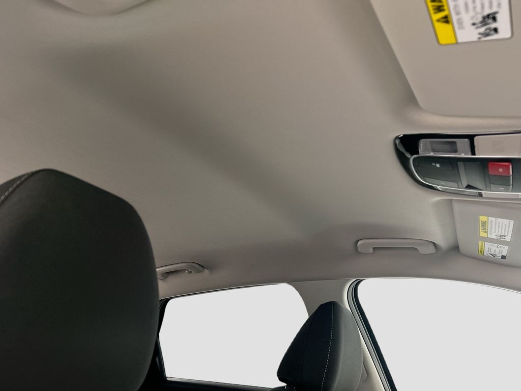 Used 2023 Gray Hyundai SEL image 16
