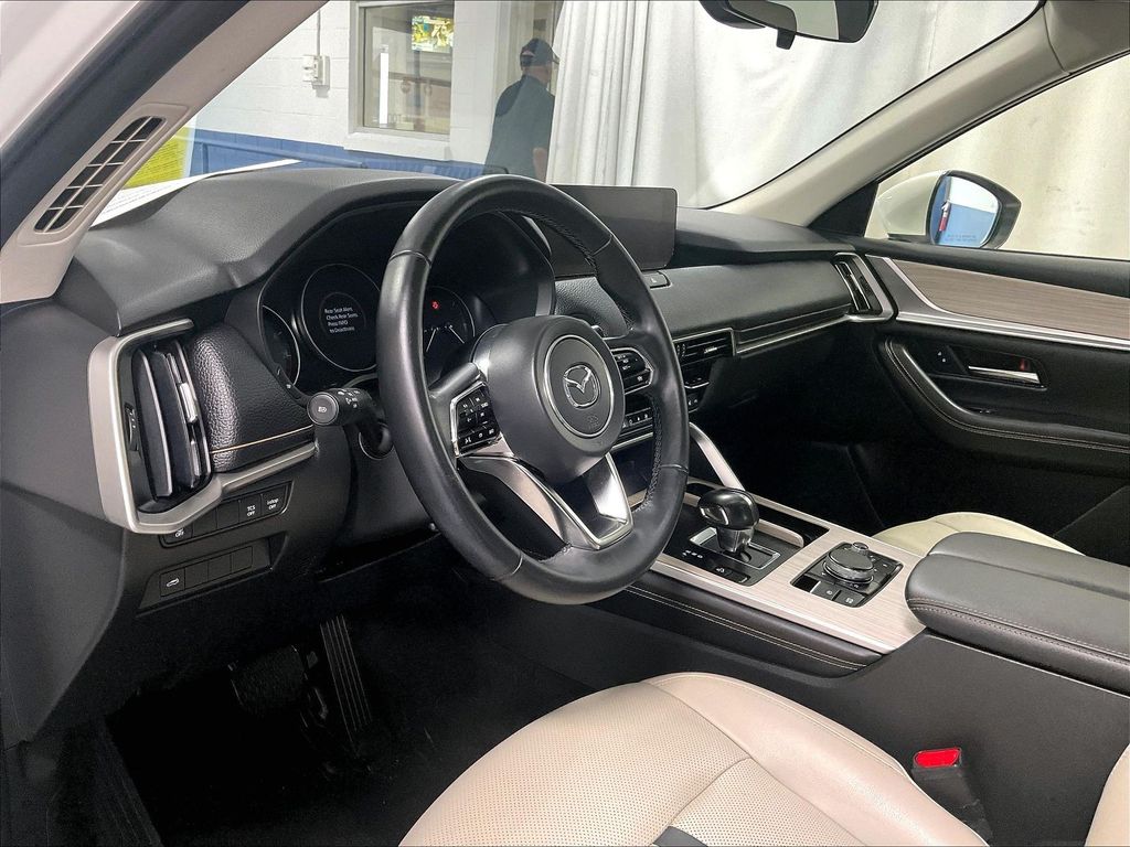 2024 Mazda CX-90 — photo 8