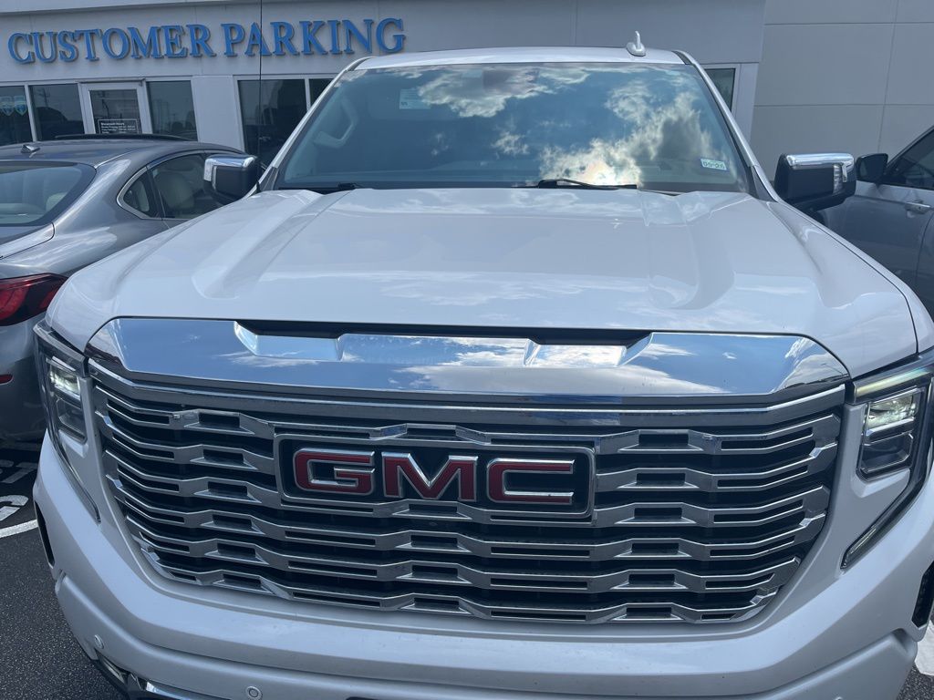 Thumbnail: 2023 GMC Sierra 1500 - 2