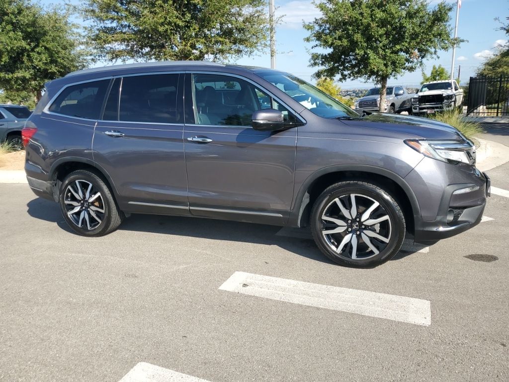 Used Car 2022 Honda Pilot  Touring For Sale Under $35,000 In Austin, Texas