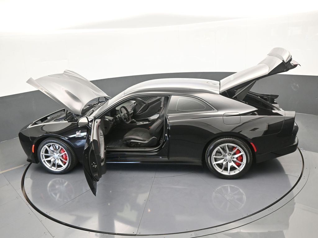 Used 2024 Diamond Black Crystal Pearlcoat Dodge R/T Scat Pack image 80