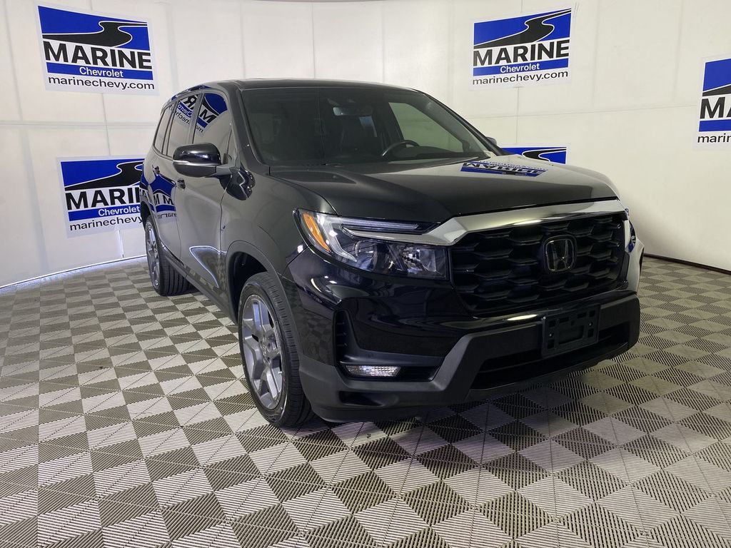 Crystal Black Pearl 2023 Honda Passport SUV / Crossover All-Wheel Drive 9-Speed Automatic