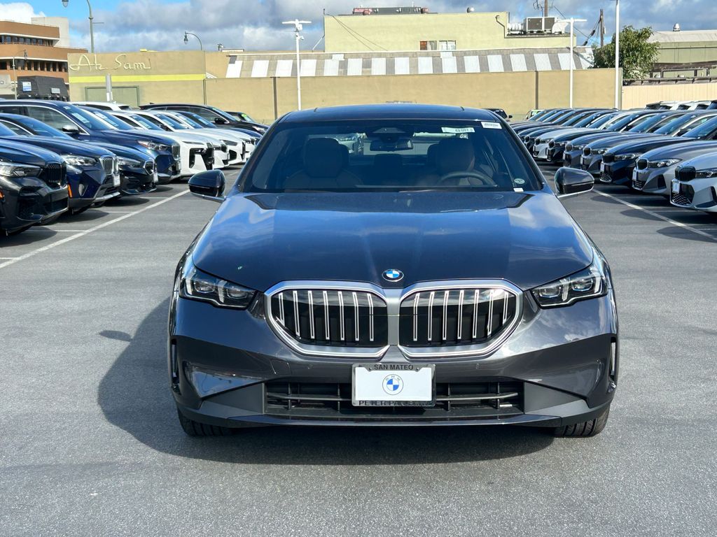 Thumbnail: 2026 BMW 5 Series - 8