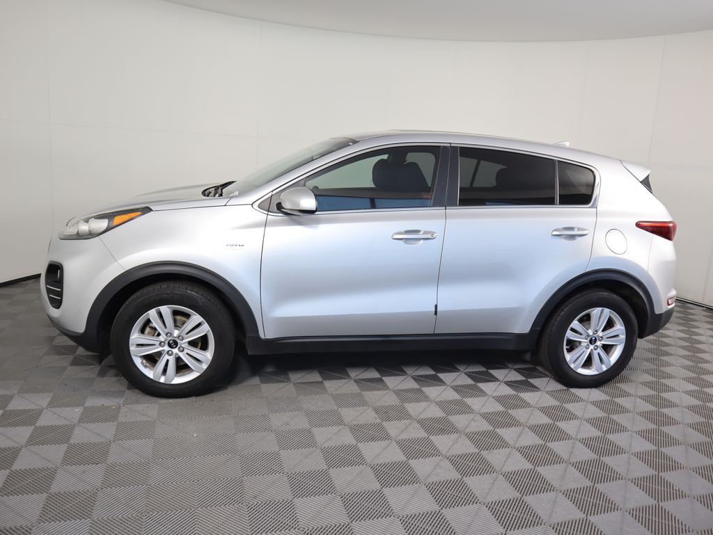 Thumbnail: 2017 Kia Sportage - 8