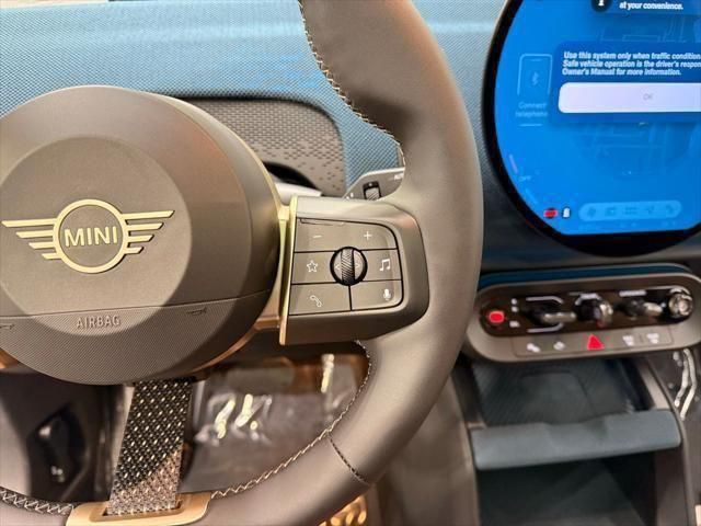 Thumbnail: 2025 MINI Cooper Countryman - 14
