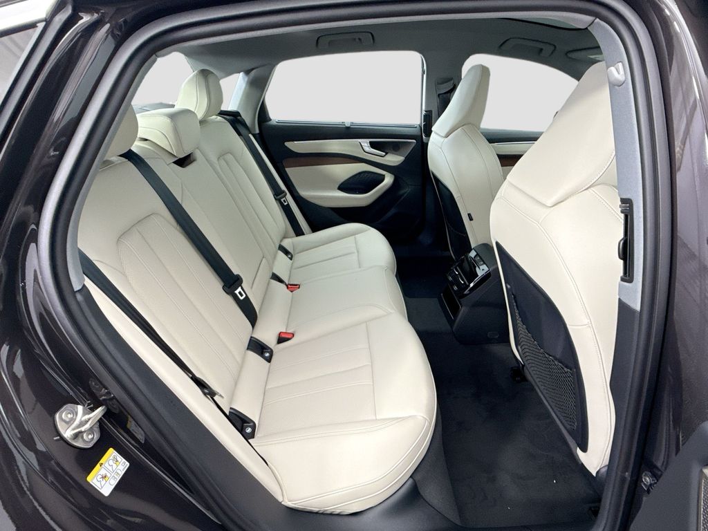 Thumbnail: 2026 Audi A6 - 22